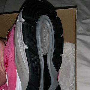 Pink Ribbon New Balance 990’s , (Breast Cancer)